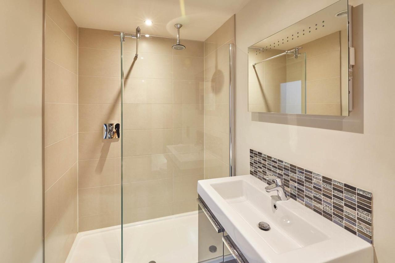 Host & Stay - Simon Howe Lodge Whitby Exteriér fotografie